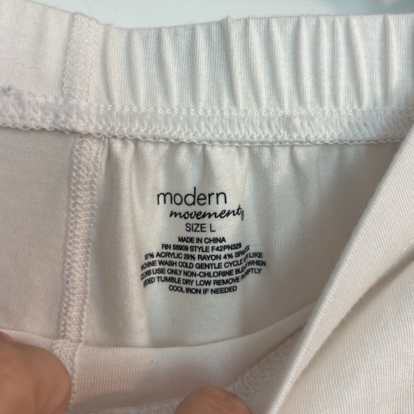 Women's Modern Movement Cream Sleepwear Set - Picture 3 of 4